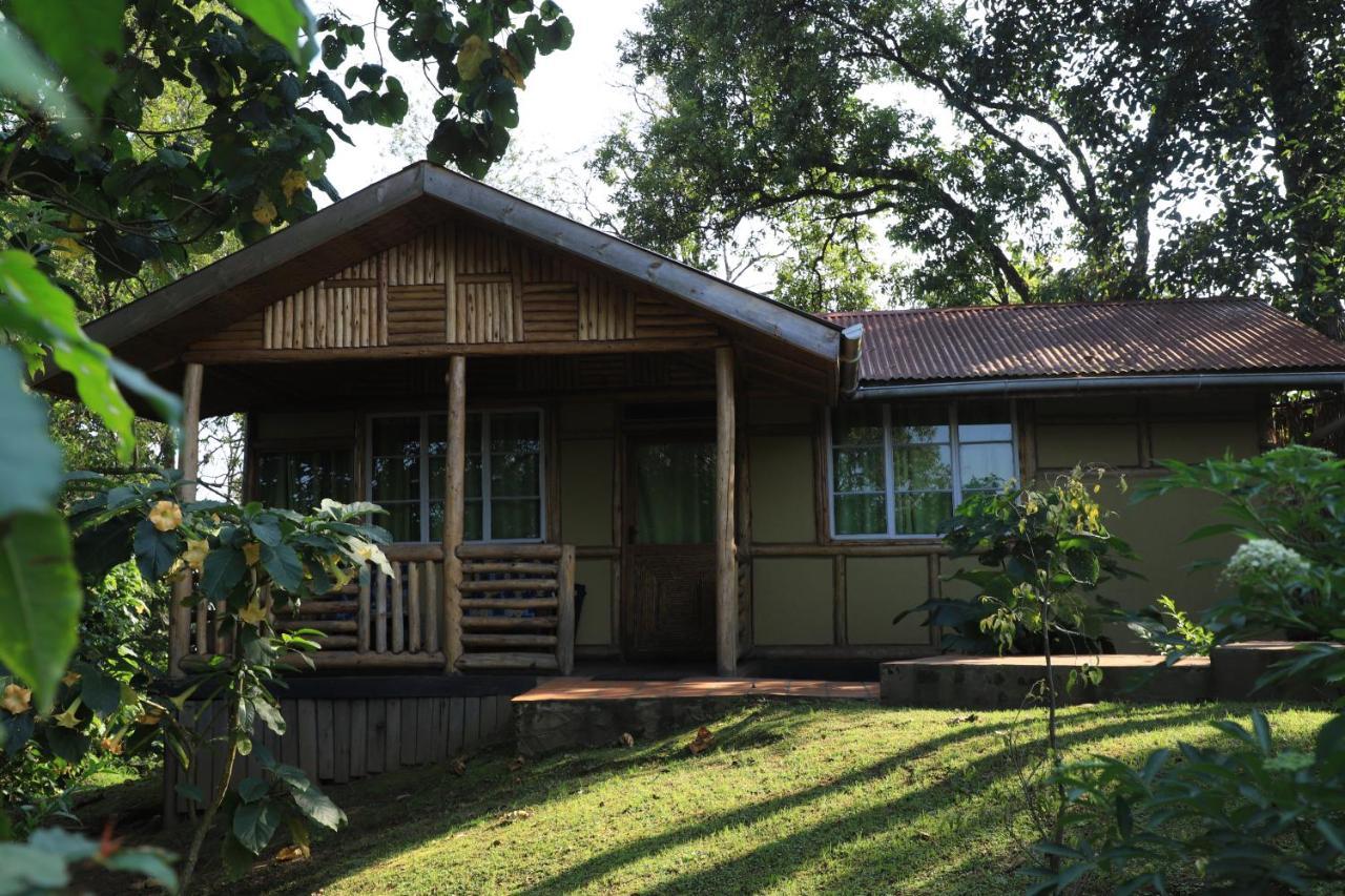 Nkuringo Bwindi Gorilla Lodge Buitenkant foto