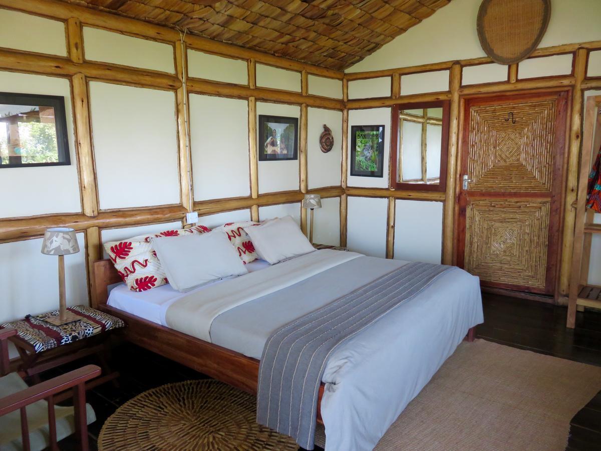 Nkuringo Bwindi Gorilla Lodge Buitenkant foto