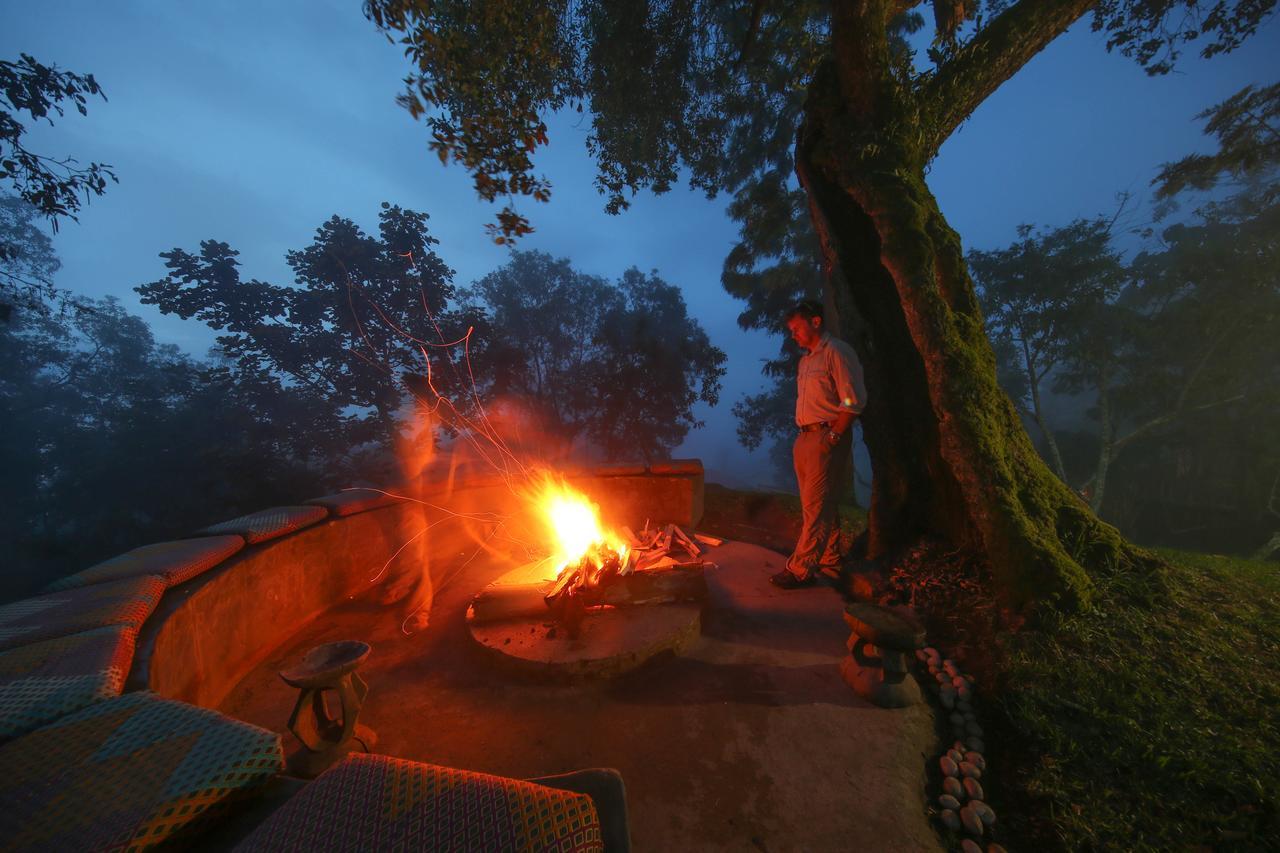 Nkuringo Bwindi Gorilla Lodge Buitenkant foto